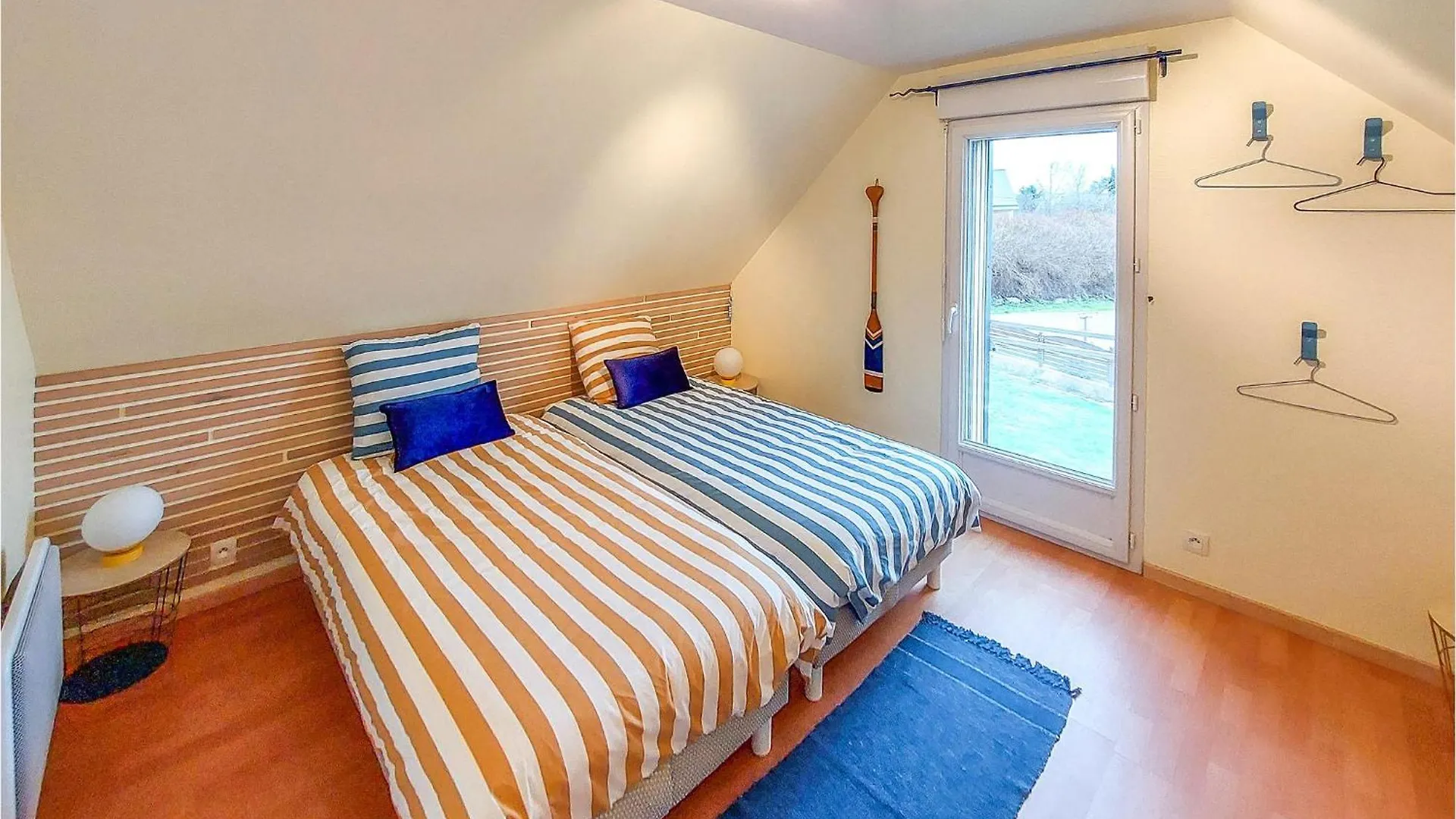 Nice Home In Ploudalmezeau With Kitchen Holiday home